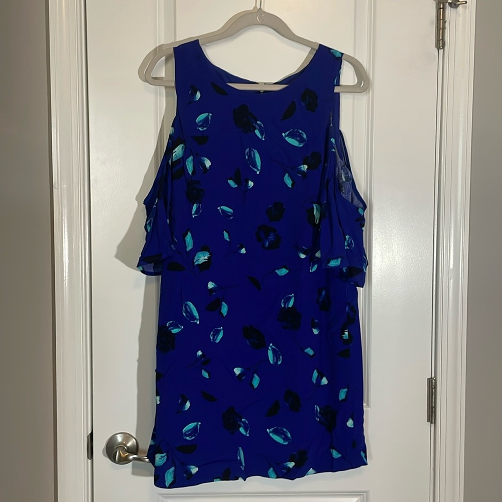 Kensie open should dress